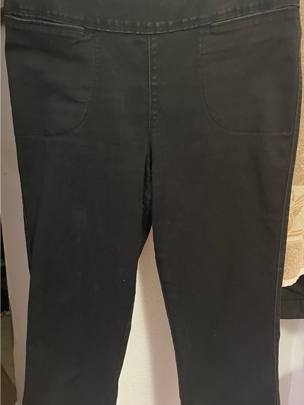 d & co. Black cropped pants